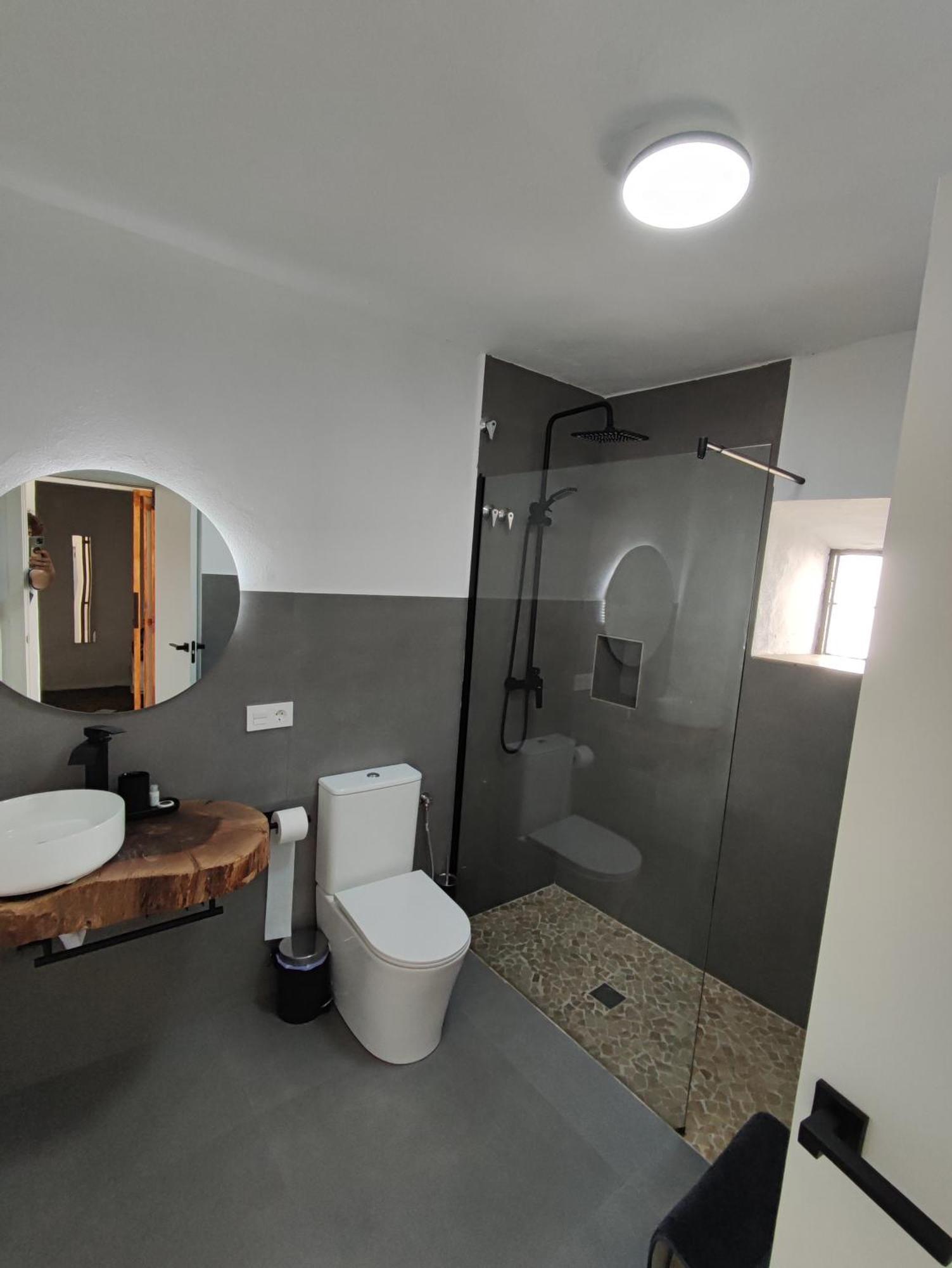 Вилла La Martela De Fuentes Casa De Diseno Rural Фуэнтес-де-Леон Экстерьер фото